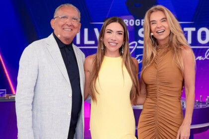 Galvão Bueno e Desirée Soares, ao lado de Patricia Abravanel, no Programa Silvio Santos