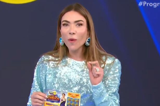 Patricia Abravanel em trecho do 5º Sorteio da Tele Sena de Ano Novo