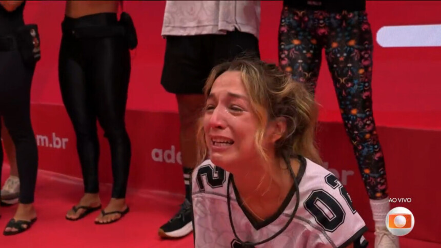 Samira cai no chão chorando após vencer a Prova do Líder do BBB 26