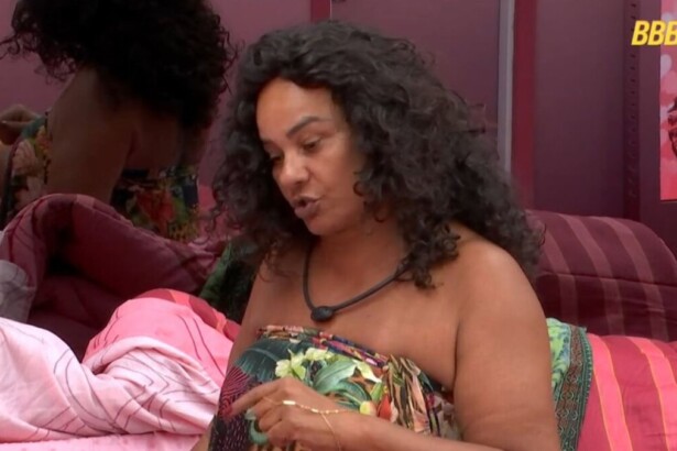 Solange Couto com lace no cabelo do BBB 26