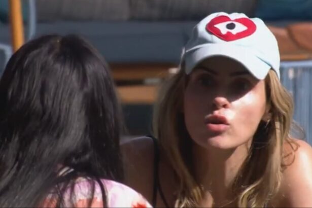 Ana Paula Renault discutindo com Chaiany na área externa do BBB 26