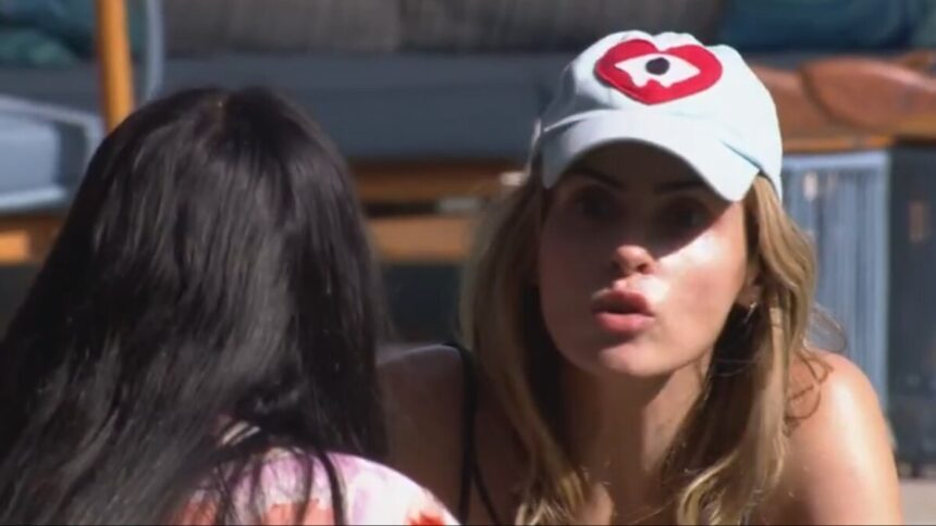 Ana Paula Renault discutindo com Chaiany na área externa do BBB 26
