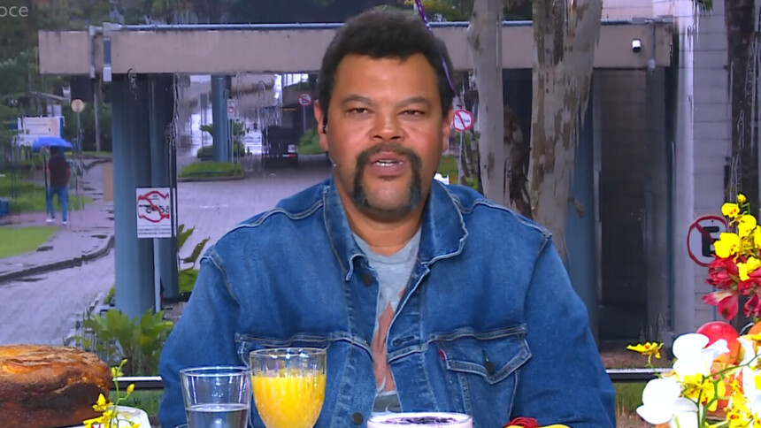 Babu Santana em trecho do Café com o Eliminado no BBB 26