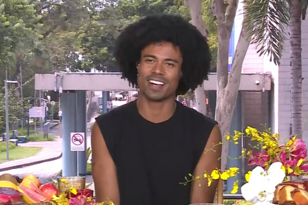 Breno em trecho do Café com o Eliminado no Mais Você do BBB 26