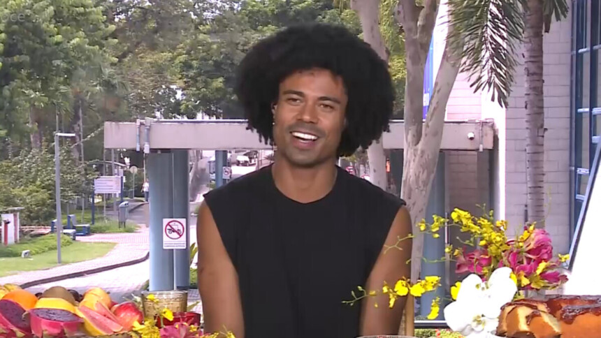 Breno em trecho do Café com o Eliminado no Mais Você do BBB 26