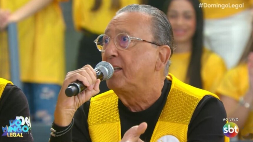 Galvão Bueno de colete amarelo no Passa ou Repassa
