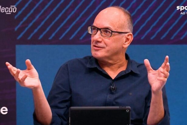 Ledio Carmona participando ao vivo de um programa do SporTV