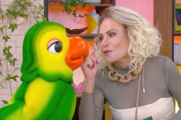 Louro Mané e Ana Maria Braga juntos na bancada do Mais Você