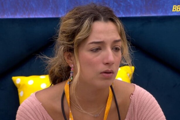 Samira em conversa no Quarto do Líder no BBB 26