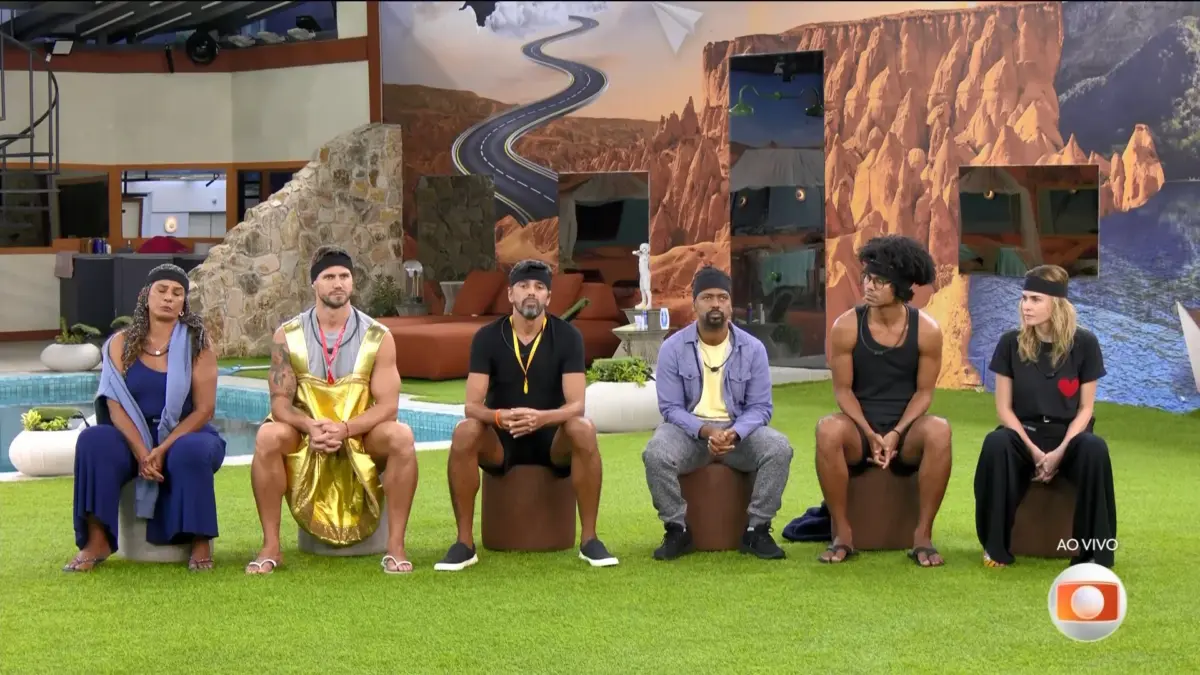 Solange, Jonas, Alberto, Leandro, Breno e Ana Paula Renault sentados lado a lado no Sincerão