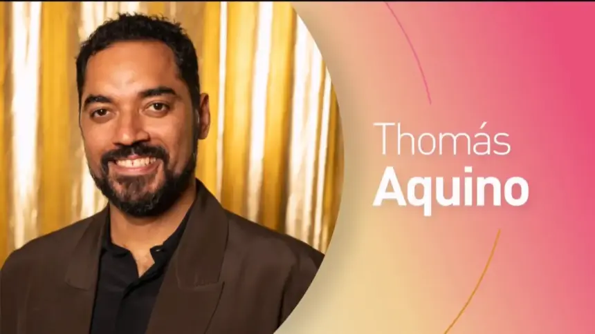 Thomás Aquino sorridente em divulgação do programa Encontro com Patrícia Poeta