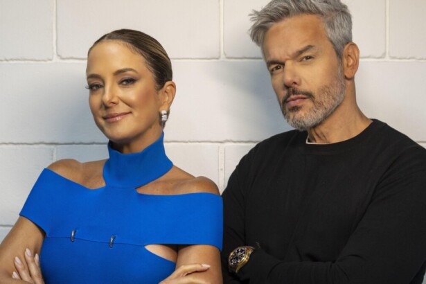 Otaviano Costa e Ticiane Pinheiro lado a lado nos corredores do Domingão com Huck para a estreia da nova temporada do Batalha do Lip Sync