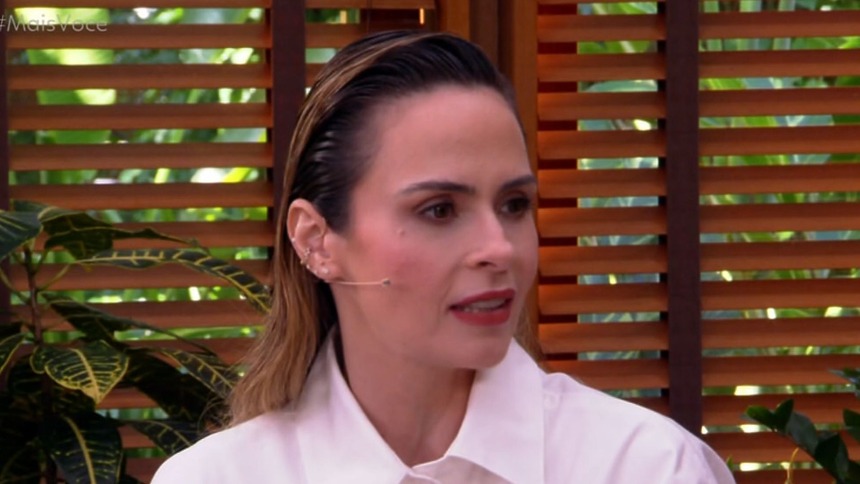 Ana Paula participando do Café com a Campeã no Mais Você