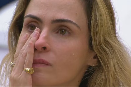 Ana Paula Renault chorando no BBB 26