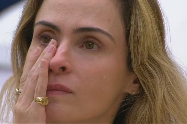 Ana Paula Renault chorando no BBB 26