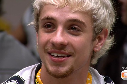 Juliano Floss com o colete da Prova do Líder no BBB 26
