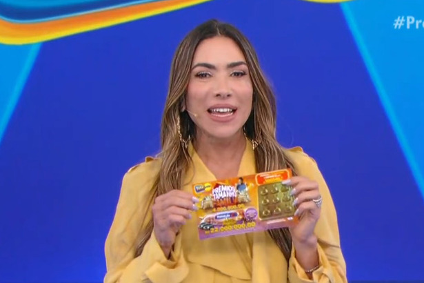 Patricia Abravanel em trecho do Quarto Sorteio da Tele Sena de Páscoa