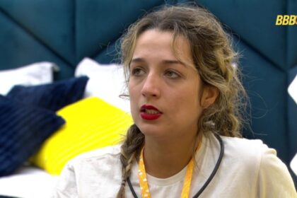 Samira em conversa no Quarto do Líder do BBB 26