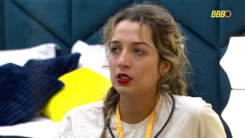 Samira em conversa no Quarto do Líder do BBB 26