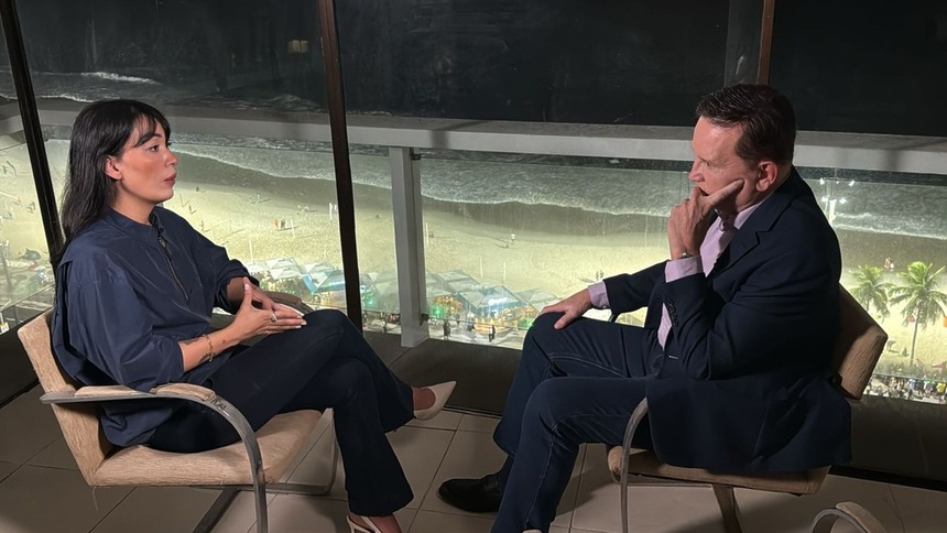 Cabrini e Maria Luiza, frente a frente, em entrevista ao Domingo Espetacular