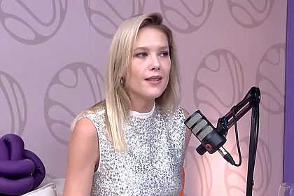 Gianne Albertoni em entrevista para podcast