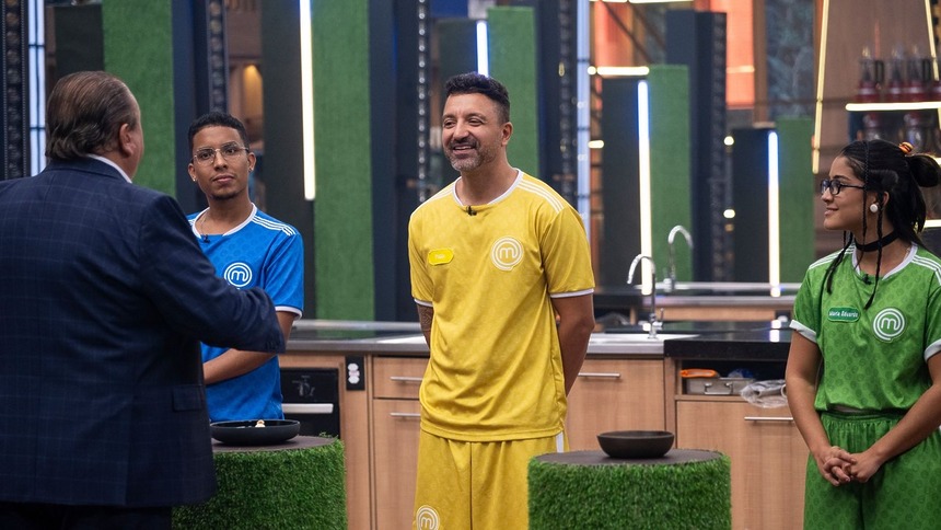 Marcelo, Pablo e Maria Eduarda encaram as críticas de Jacquin na estreia do MasterChef