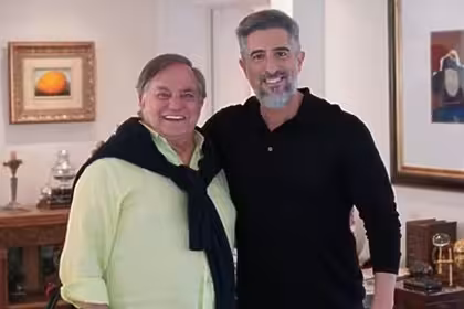 Marcos Mion Visita Ronnie Von em trecho do Caldeirão