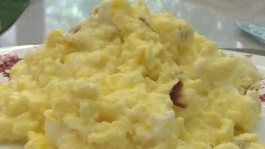 Ovos mexidos do Gui Santos em trecho de Receita do Mais Você