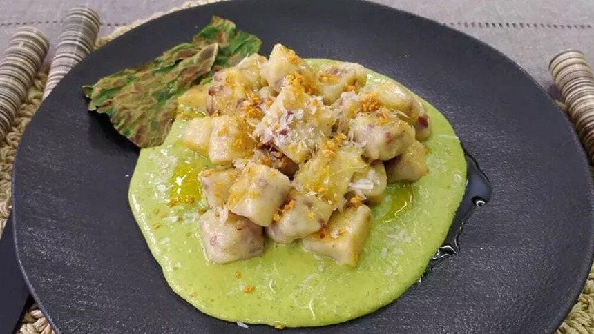 Nhoque de paio com molho de caldo verde em trecho de receita do Mais Você