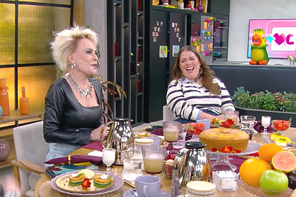 Ana Maria Braga e Tati Machado caem na risada na mesa do Mais Voce após receita provocar dor de barriga na produção