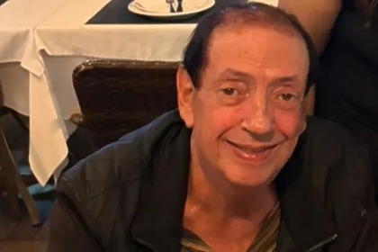 Marcos Oliveira, Beiçola, sorridente em foto posada