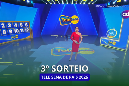 Helen Ganzarolli no centro do palco da Tele Sena De Pais 2026
