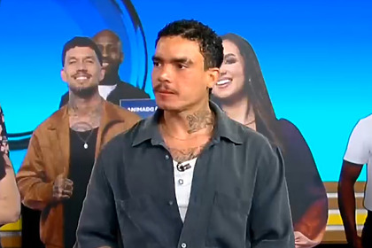 Vivão participando do Hoje em Dia após ser eliminado da Casa do Patrão