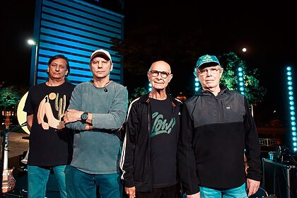 14 BIS