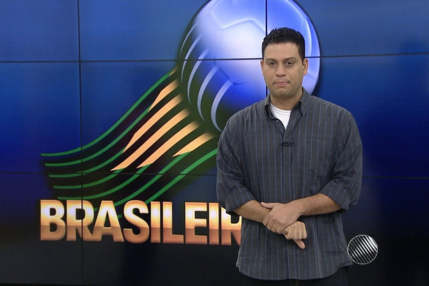 Darino Sena nos bastidores de uma transmissão na Globo da bahia
