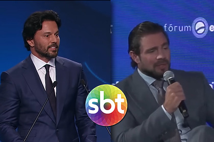 Fábio Faria discursando no lançamento do SBT News divide tela com Daniel Vorcaro discursando em um fórum. Entre a montagem está o logo do SBT