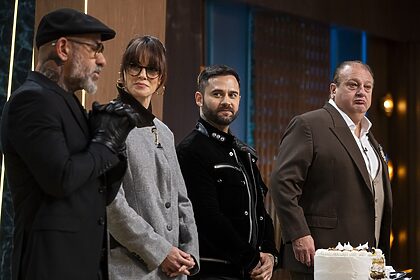Henrique Fogaça, Helena Rizzo, Diego Lozano e Erick Jacquin em trecho de episódio do MasterChef Brasil