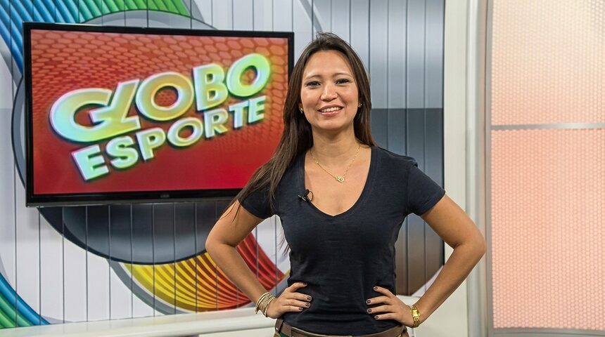 Thalita Tavares no antigo cenário do Globo Esporte TO