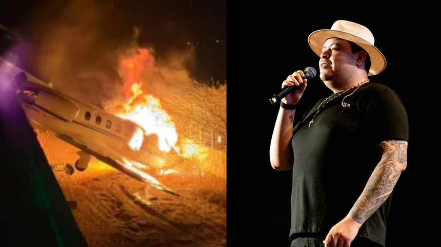 Montagem com avião de pequeno porte pegando fogo. Ao lado Rey Vaqueiro cantando em um palco