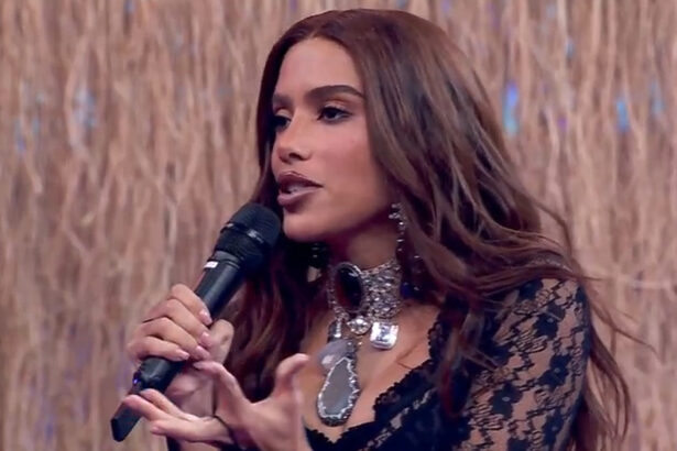 Anitta no Domingão