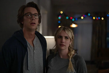 Casal em trecho do filme Destinos Traçados