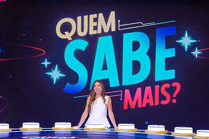 Patricia Abravanel no comando do novo quadro Quem Sabe Mais?