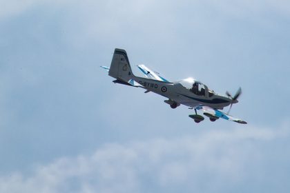 Avião no céu no RTP no Aviator